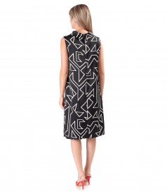 Rochie lejera din satin imprimat cu motive geometrice